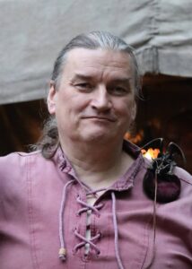 Dr. Martin Schneider